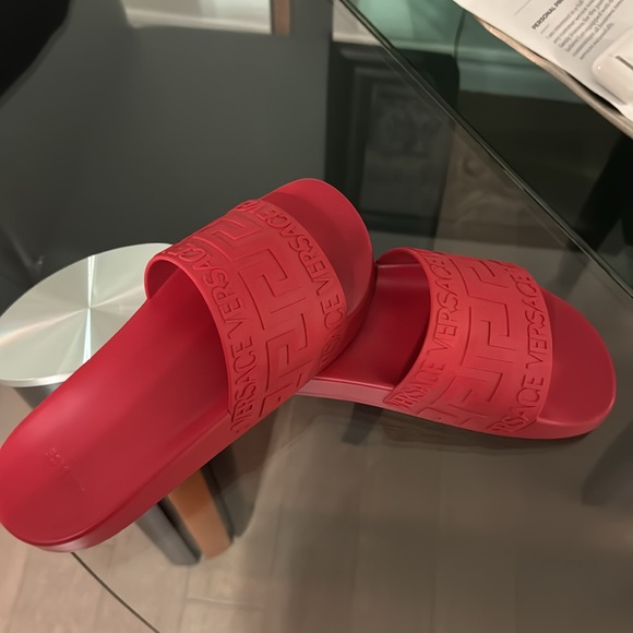 Versace flip-flops brand new - Picture 5 of 5